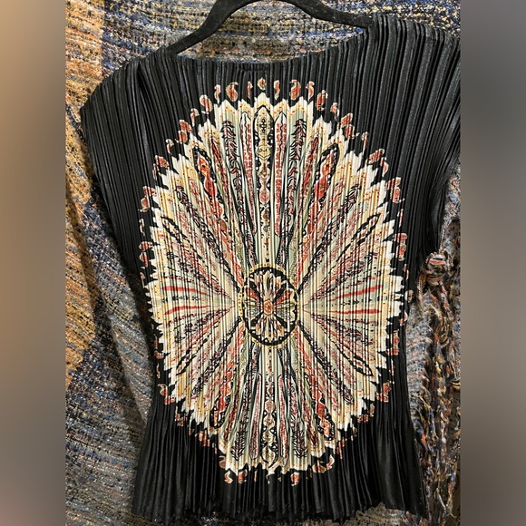 VINTAGE Milano Pleated Blouse - Dreamcatcher and Paisley Print - Picture 2 of 5